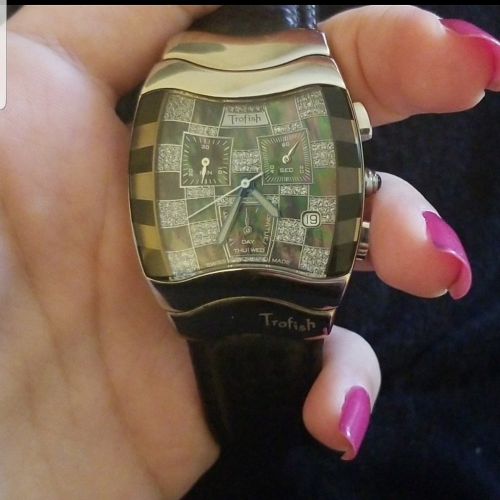 Trofish diamond watch
